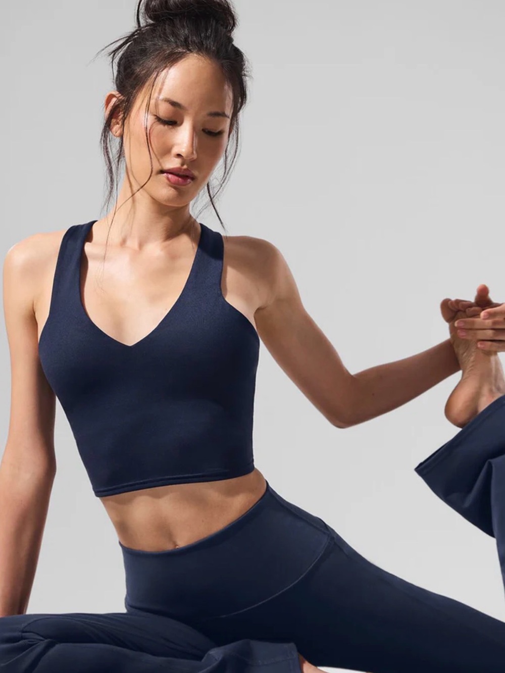 Alo Women’s V-Neck Longline Sports Bra Crop Top - Navy
